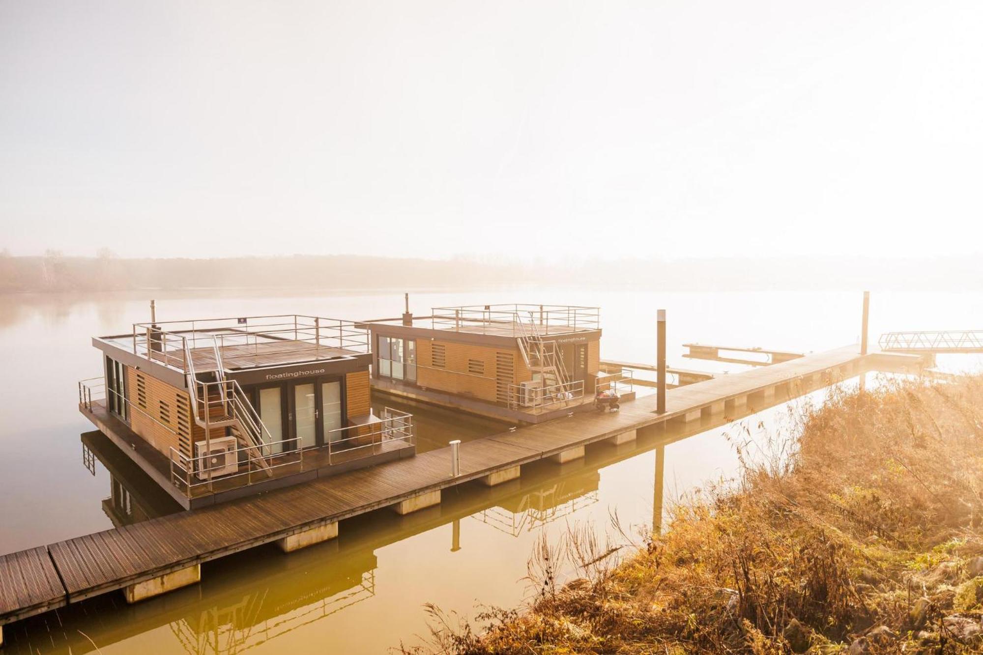 Vakantie & Resort Leukermeer Well  Exteriör bild